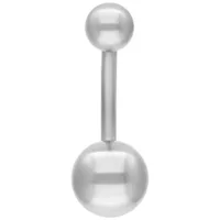 Piercing all'ombelico in acciaio chirurgico argentato su sfondo bianco