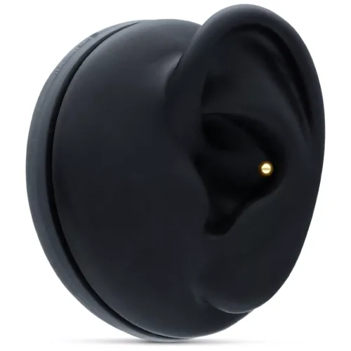 Attacco in oro 18k Basic Ball su modello di orecchio nero