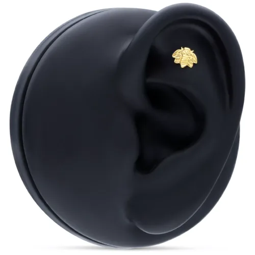 Attacco d'ape in oro 14K su modello di orecchio nero