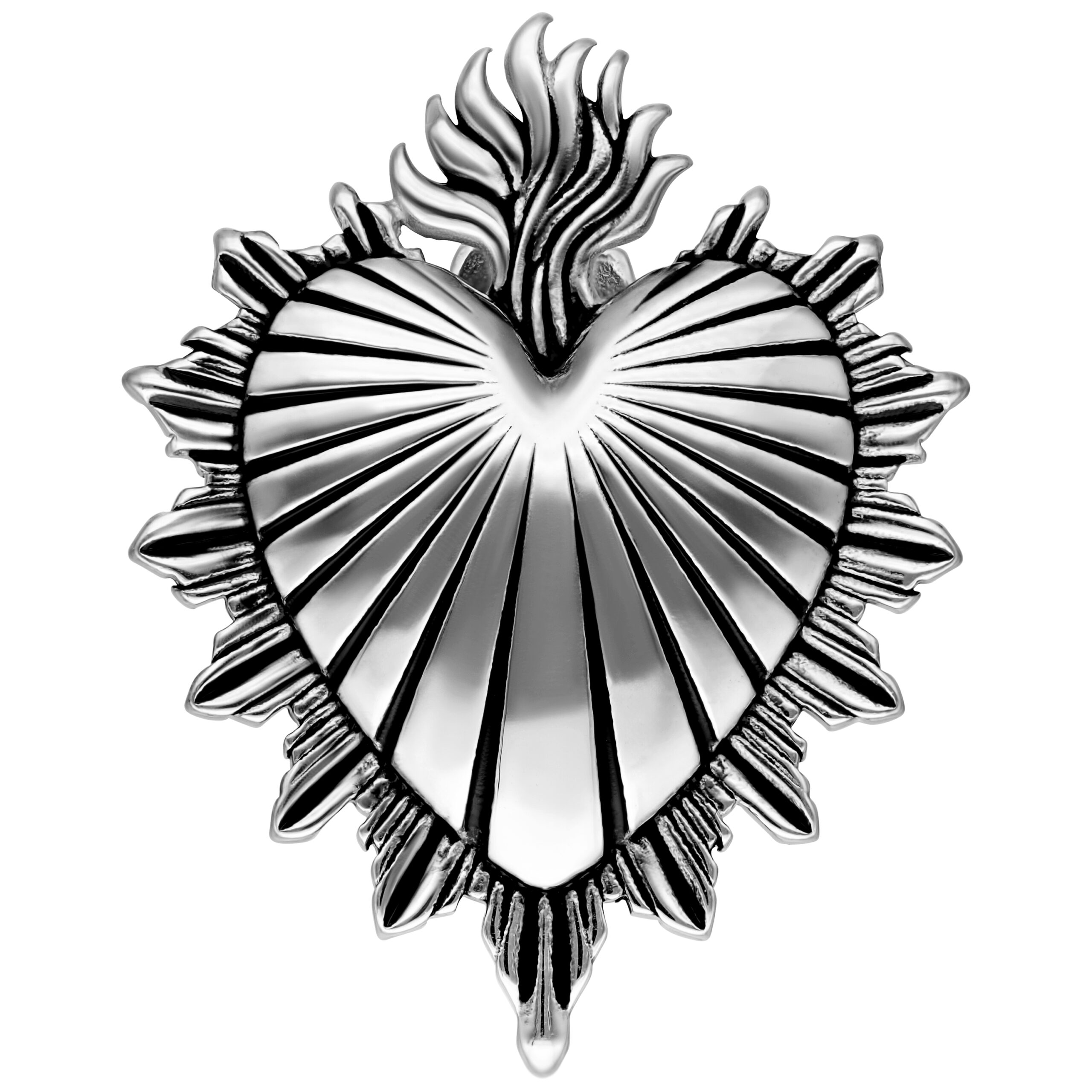 Peso per orecchio a forma di cuore color argento con motivo a fiamme su sfondo bianco