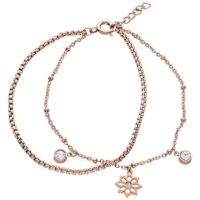 Bracciale oro rosa con ciondolo a fiore e cristalli su sfondo bianco
