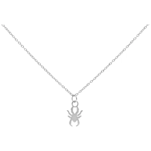Collana d'argento con piccolo ciondolo a forma di ragno su sfondo bianco