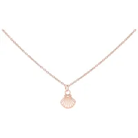 Collana in acciaio chirurgico con ciondolo a conchiglia in oro rosa su sfondo bianco