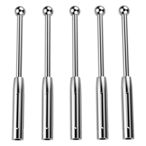 Cinque Edge Drive Pins argentati di Wildcat su sfondo bianco