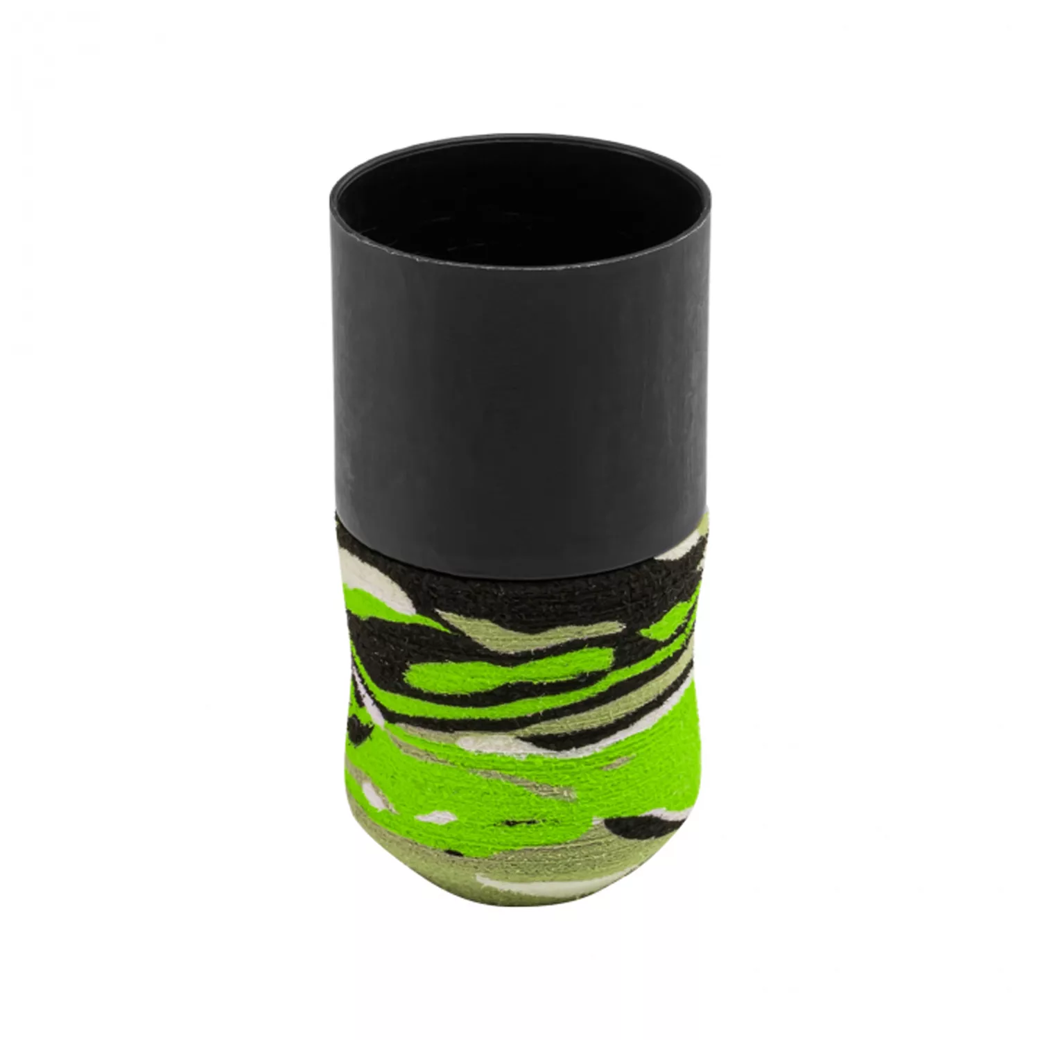 Impugnature monouso verde chiaro e nero di FK Irons su sfondo bianco