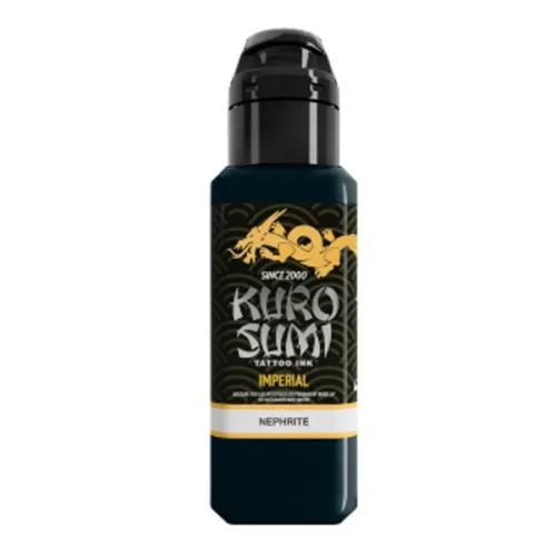 Inchiostro per tatuaggi marrone Kuro Sumi in flacone da 44 ml su sfondo bianco