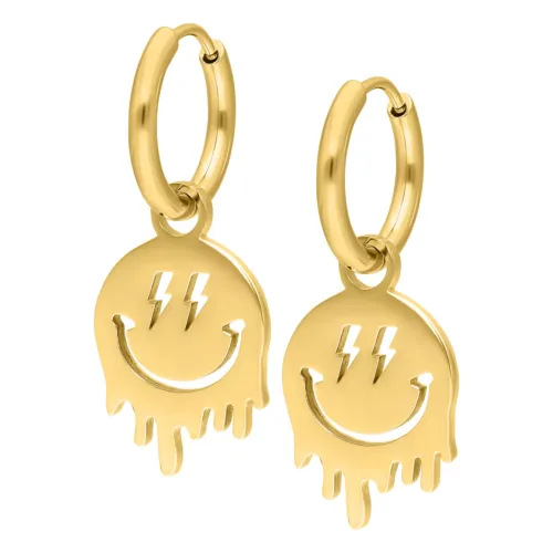Due orecchini d'oro con ciondolo Smiley su sfondo bianco