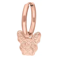Creole in oro rosa con ciondolo a forma di bulldog su sfondo bianco