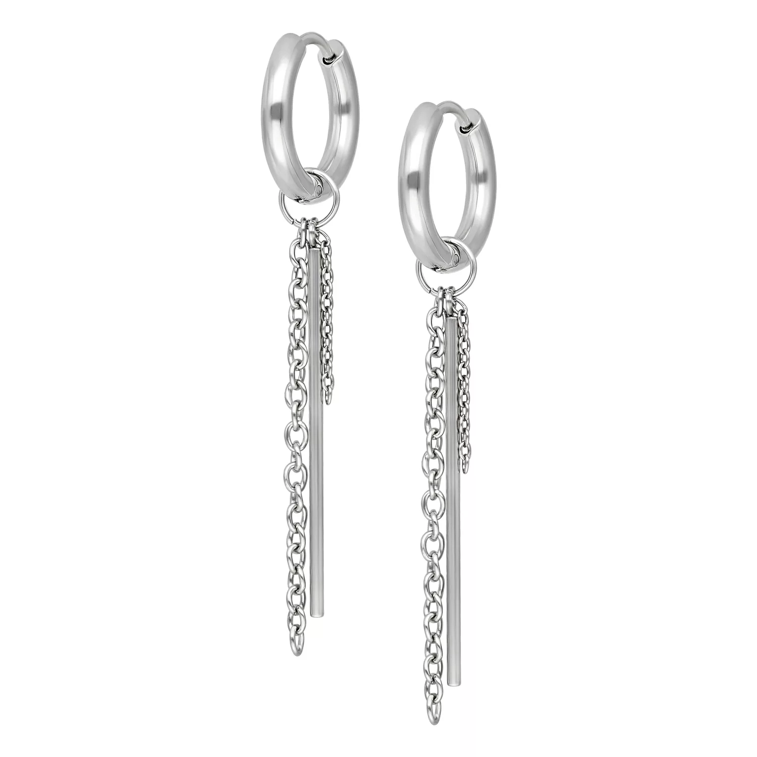 Cerchi argento con pendenti a catena su sfondo bianco