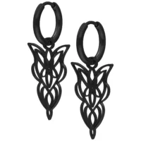 Orecchini neri in acciaio chirurgico con design filigranato su sfondo bianco