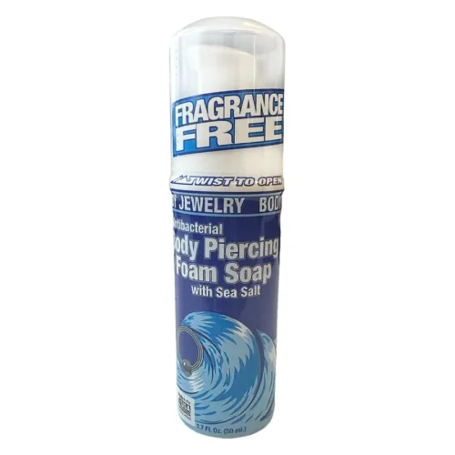 Bottiglia blu di Piercing Foam Soap, 50 ml, su sfondo bianco