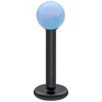 Labret in titanio nero con sfera di opale azzurro chiaro su sfondo bianco