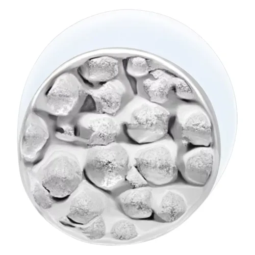 Labret in argento con superficie martellata su sfondo bianco