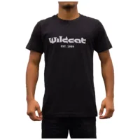 Maglietta unisex nera di Wildcat con stampa logo su sfondo bianco