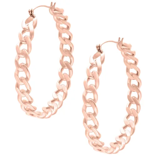 Due lucenti Curbchain Hoops in oro rosa su sfondo bianco