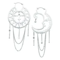 Orecchini in argento a forma di sole e luna con catene e stelle