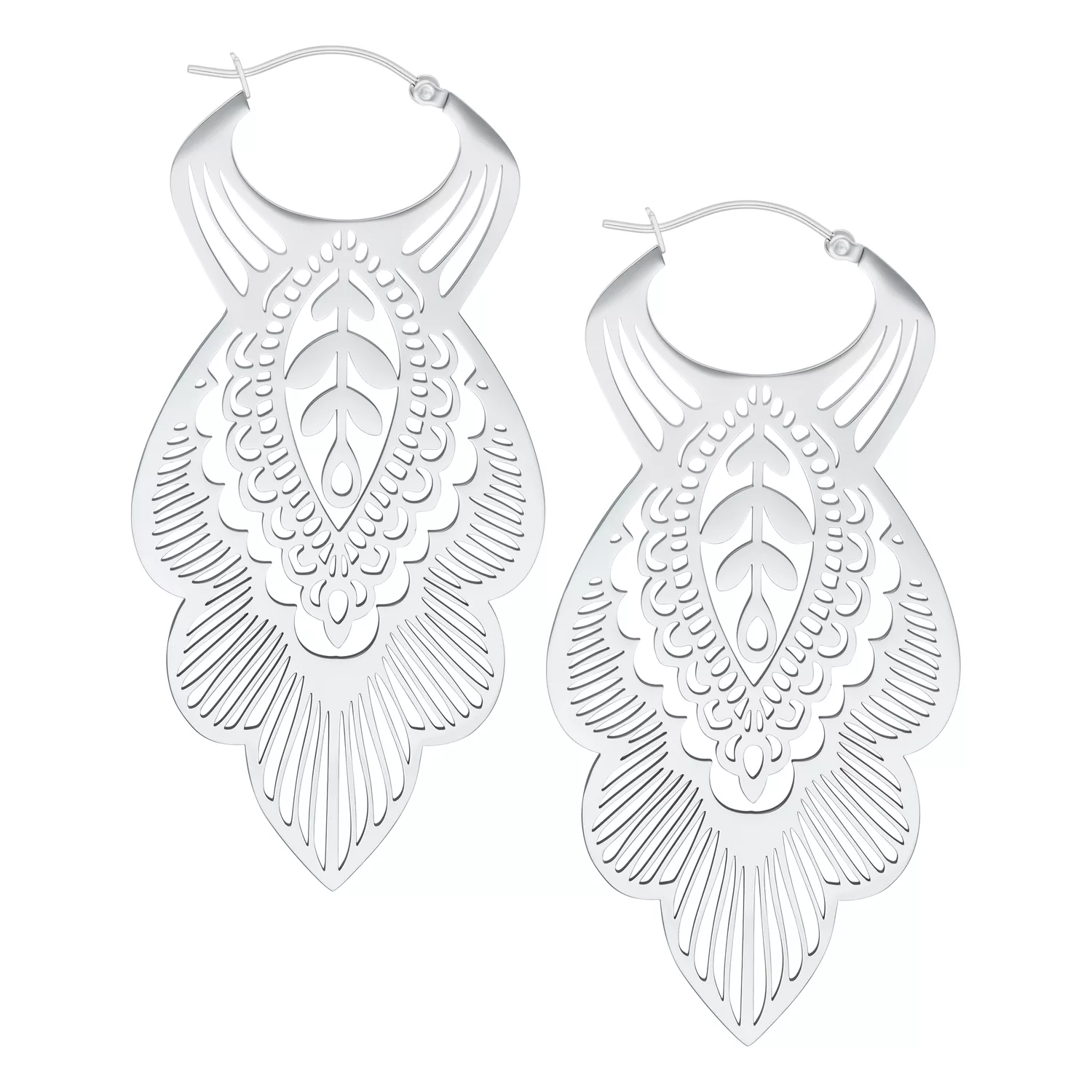 Orecchini Mandala Leaf in acciaio inox argentato su sfondo bianco