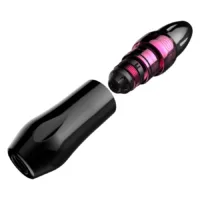 Macchinetta per tatuaggi Xion Pen rosa in alluminio su sfondo bianco