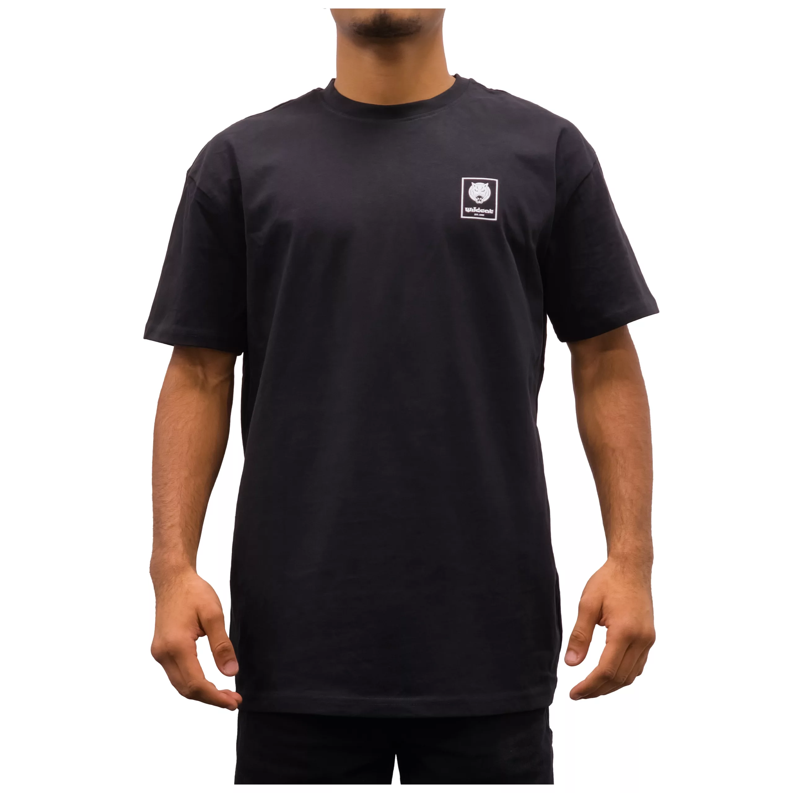 Maglietta nera del marchio Wildcat, oversize, unisex, in studio