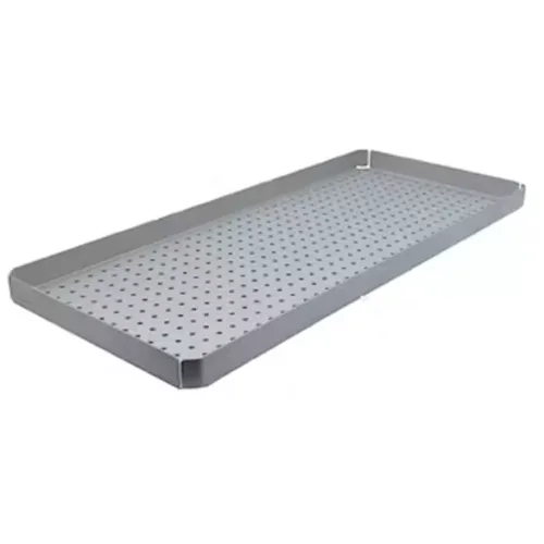 Vassoio rettangolare grigio in metallo con fori, dimensioni 42x19cm