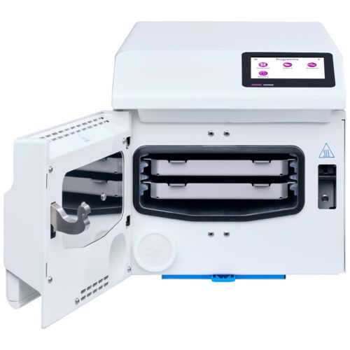 Sterilizzatore bianco SteriHero Speed+ con vano aperto e display touchscreen su sfondo bianco