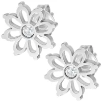 Due orecchini a fiore argento in acciaio chirurgico con cristallo chiaro su sfondo bianco