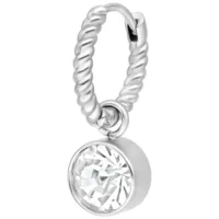 Orecchino color argento con design intrecciato e cristallo chiaro su sfondo bianco