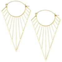 Orecchini geometrici Prisma in oro su sfondo bianco, realizzati in acciaio chirurgico
