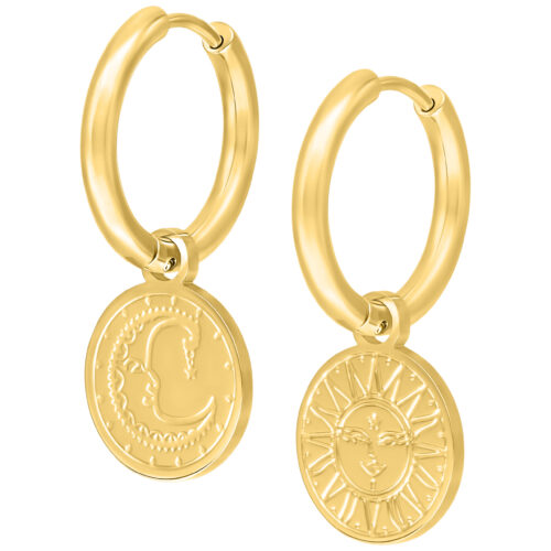 Paio di orecchini dorati con design di sole e luna su sfondo bianco