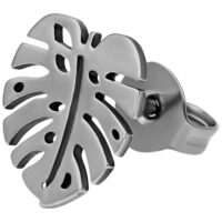 Orecchino Monstera color argento con superficie lucida su sfondo bianco
