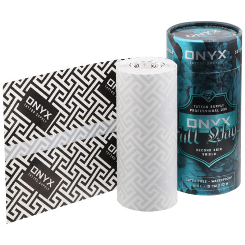 Rotolo di pellicola per tatuaggi e confezione in design Onyx su sfondo bianco