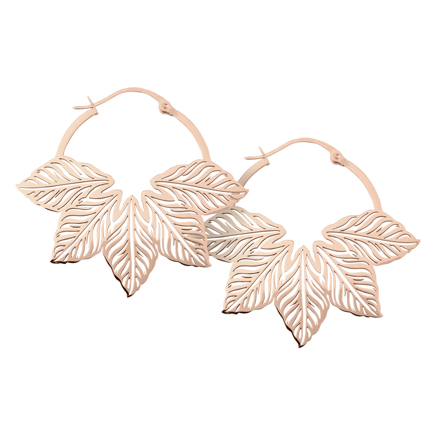Orecchini Abey Hoops in oro rosa su sfondo bianco con design a foglia