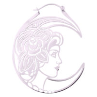 Orecchini color argento a forma di mezzaluna con motivo facciale su sfondo bianco