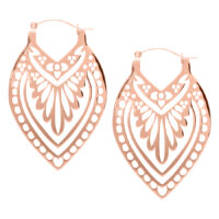 Orecchini Creek Hoops in oro rosa su sfondo bianco