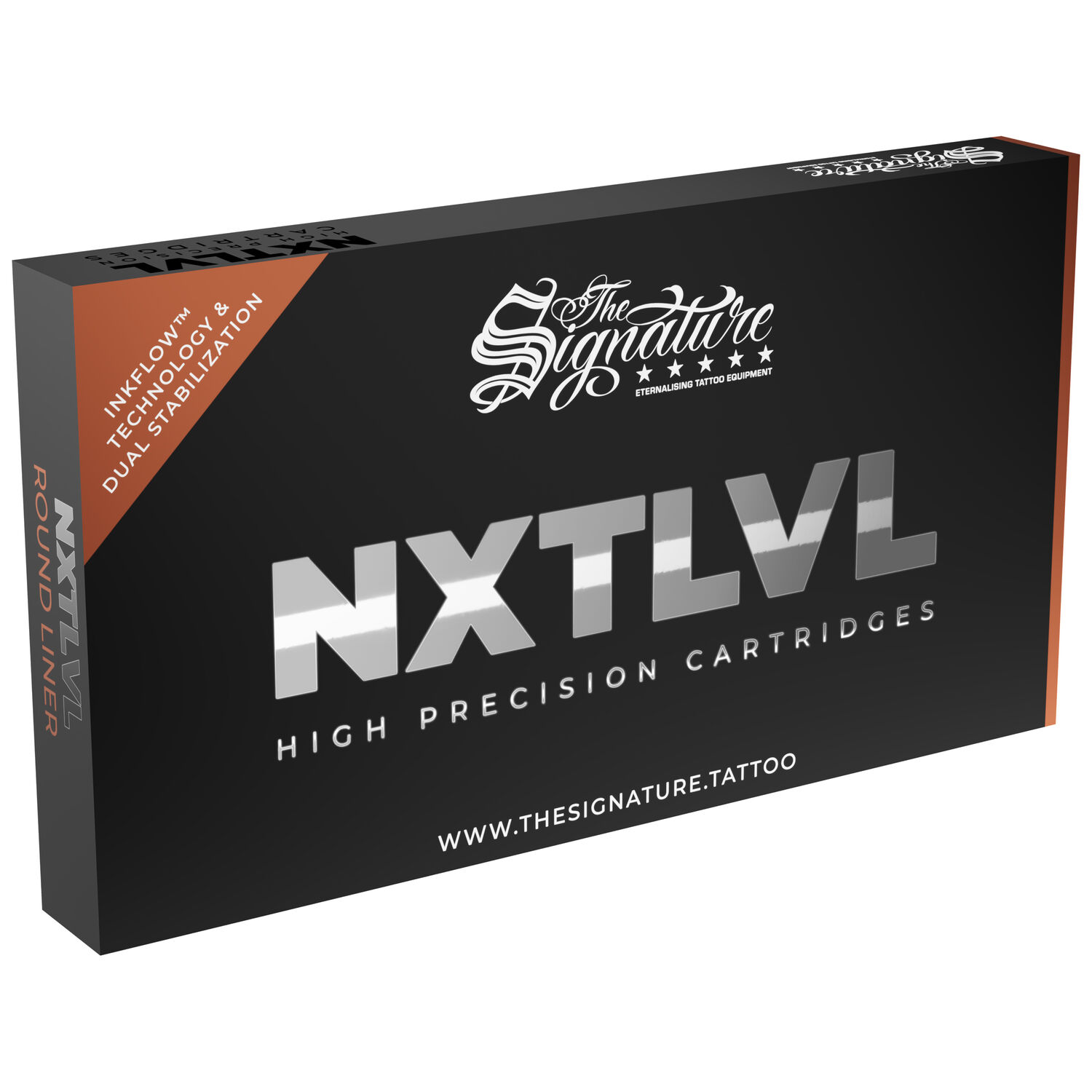 Scatola nera con logo argento NXT-LVL, scritta The Signature.