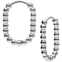 Ovali Bubble Hoops in acciaio chirurgico argento su sfondo bianco