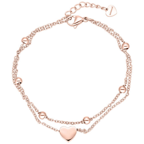 Bracciale a doppio filo in oro rosa con ciondolo a cuore su sfondo bianco