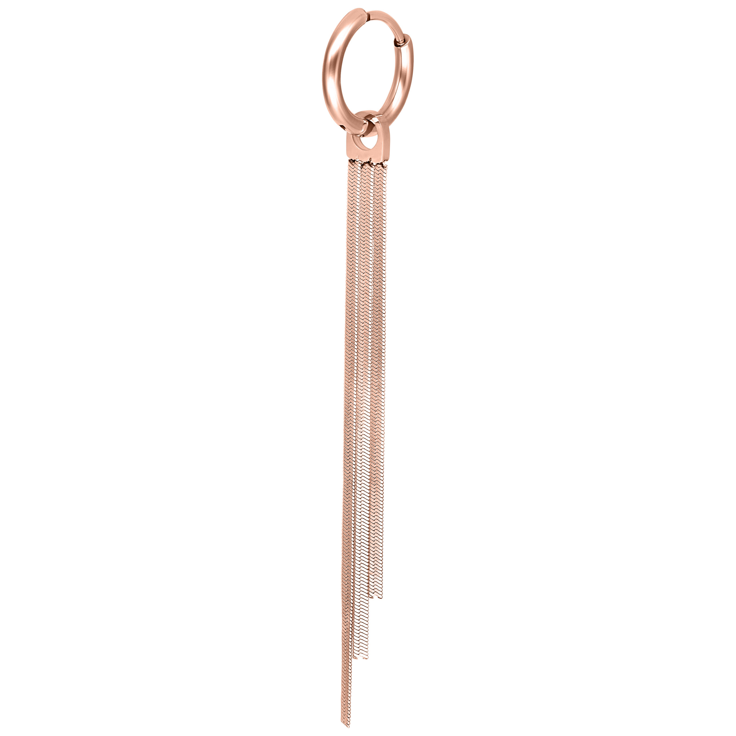 Orecchini in oro rosa con lunghe catene a forma di serpente su sfondo bianco