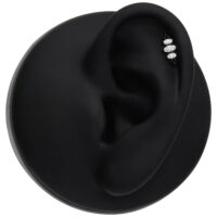 Accessorio per piercing all'orecchio nero con dettaglio a bolle cristallino su sfondo nero