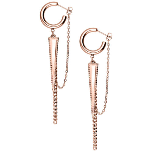 Orecchini a triangolo in oro rosa con lunghe catene su sfondo bianco