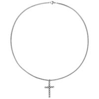 Collana Bubble Cross in acciaio chirurgico argentato su sfondo bianco