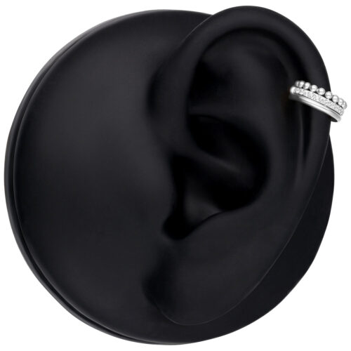 Triple Bubble Clicker in argento su modello di orecchio nero