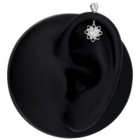 Modello di orecchio nero con Verticale Helix Barbell in argento e fiore di cristallo