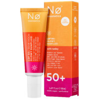 Nø Cosmetics Glowy Sunfluid SPF50 in orange-rosa Tube mit Verpackung
