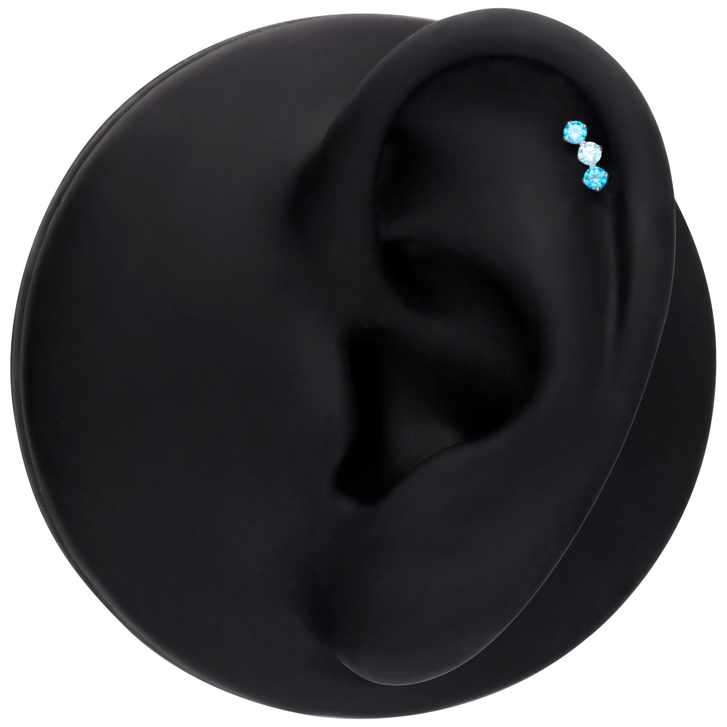 Attacco Push Fit in argento con tre cristalli scintillanti in lavanda e turchese su modello di orecchio nero