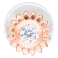 Labret in oro rosa con cristallo su sfondo bianco