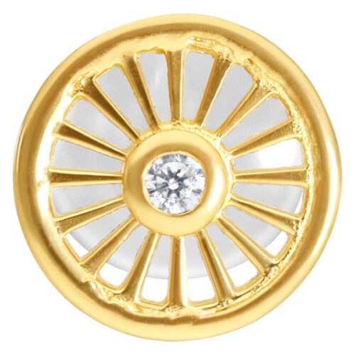 Labret dorato con cristallo, forma rotonda, su sfondo bianco