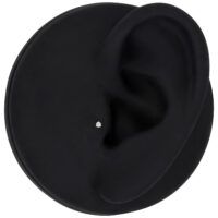 Piccolo attacco rotondo in Moissanite 14K oro su sfondo nero