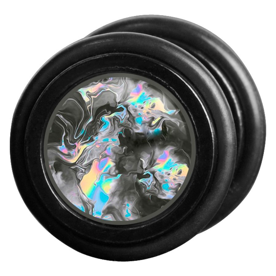 Finto plug nero con motivo marmorizzato colorato su sfondo bianco