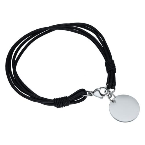 Bracciale nero con targhetta argentata personalizzabile su sfondo bianco
